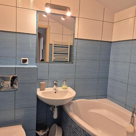 Apartament Pod Platanami Kolobrzeg Exterior photo