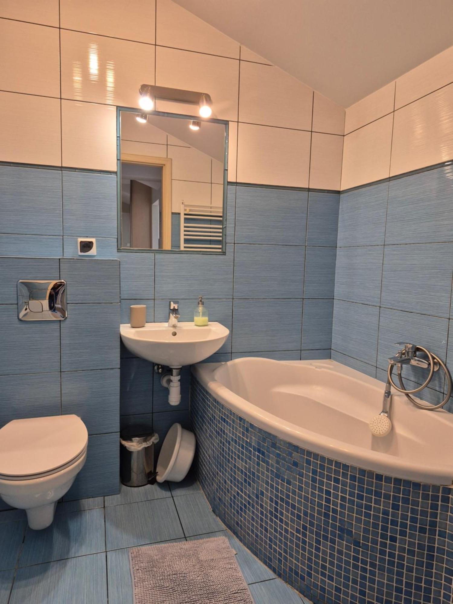 Apartament Pod Platanami Kolobrzeg Exterior photo