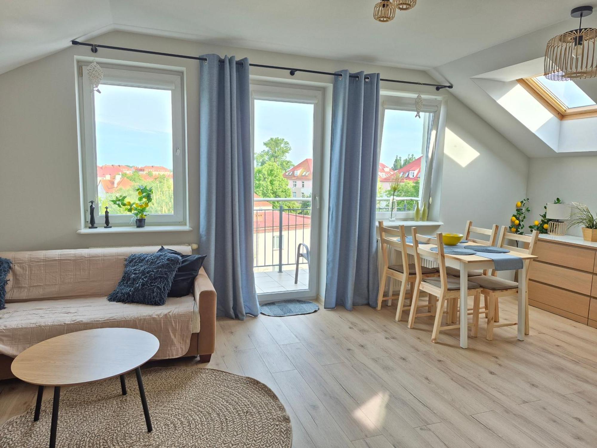 Apartament Pod Platanami Kolobrzeg Exterior photo